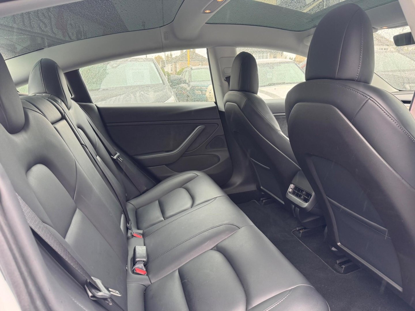 2020 Tesla Model 3 — image 12