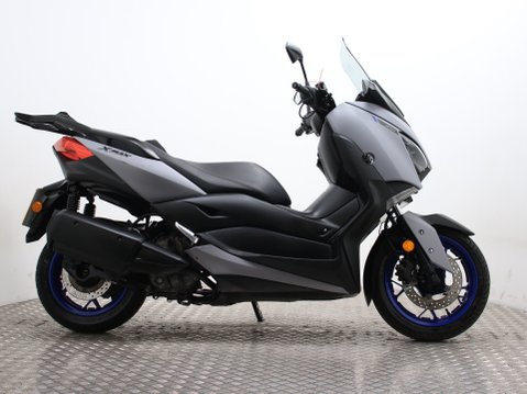 Yamaha Xmax X-MAX 300 (CZD 300-A) 1
