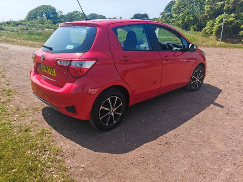 Toyota Yaris VVT-I ICON TECH 5