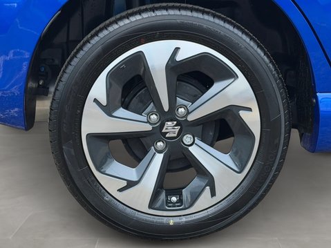 Suzuki Swift 1.2 Mild Hybrid Ultra ALLGRIP 5dr 12