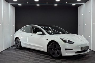 Tesla Model 3 LONG RANGE RWD Enhanced Autopilot Extended Tesla Comp Warranty til 70k 