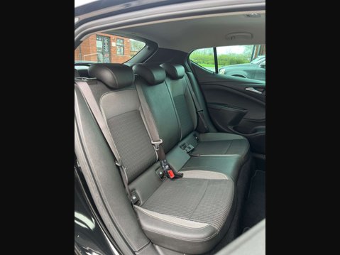 Vauxhall Astra 1.2 Astra Griffin Edition T 5dr 16