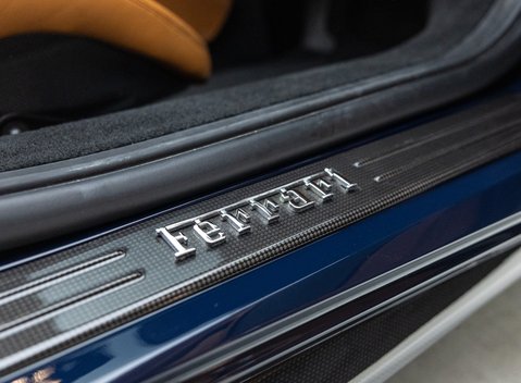 Ferrari 488 SPIDER 36