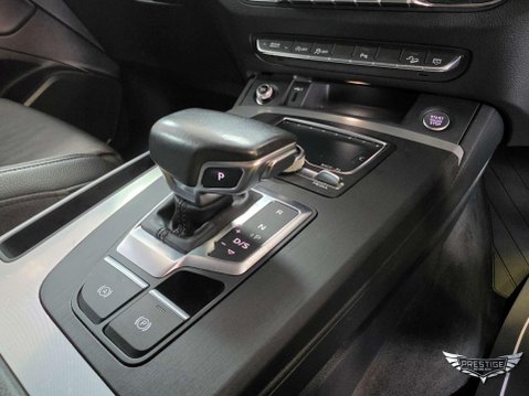 Audi Q5 2.0 TDI 40 Sport S Tronic quattro Euro 6 (s/s) 5dr 33
