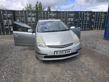 Toyota Prius 1.5 T3 Hatchback 5dr Petrol Hybrid CVT (104 g/km, 76 bhp) 5