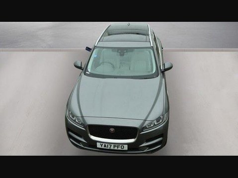 Jaguar F-Pace 2.0 D240 Portfolio SUV 5dr Diesel Auto AWD Euro 6 (s/s) (240 ps) 7
