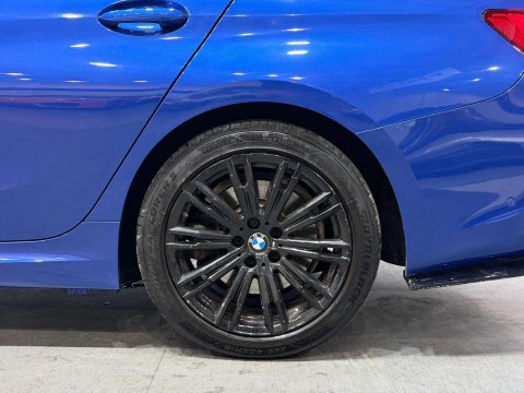 BMW 3 Series 2.0 330e 12kWh M Sport Saloon 4dr Petrol Plug-in Hybrid Auto Euro 6 (s/s) ( 56