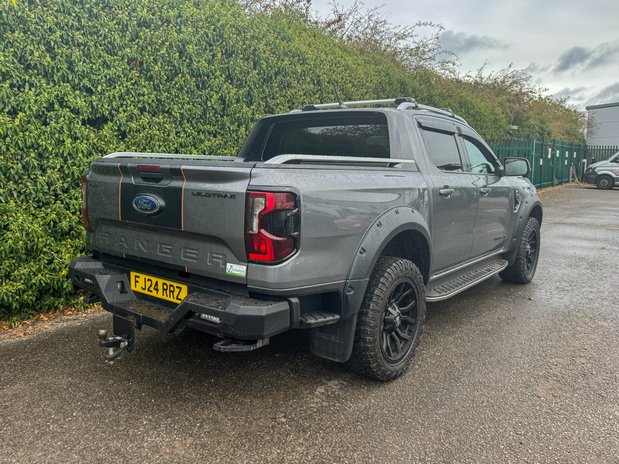 Ford Ranger Wildtrak | Auto | 2 LT | Double Cab | Sensors | Alloys | Tow Bar | EURO 6 4