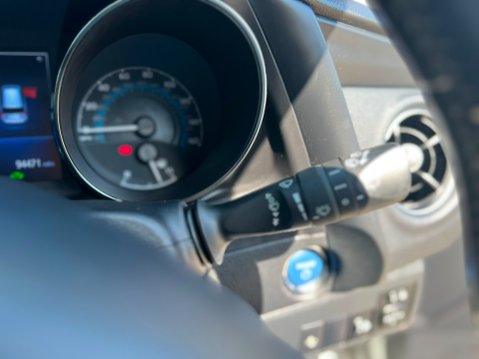 Toyota Auris VVT-I ICON TECH TOURING SPORTS 39