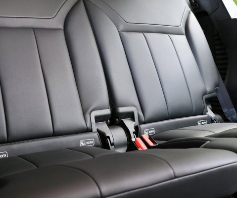 Land Rover Defender 90