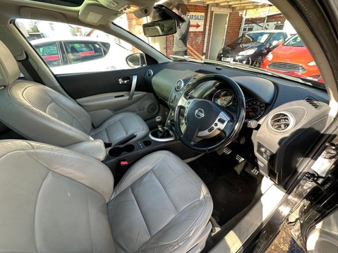 Nissan Qashqai+2 1.5 dCi Tekna 2WD Euro 5 5dr 12