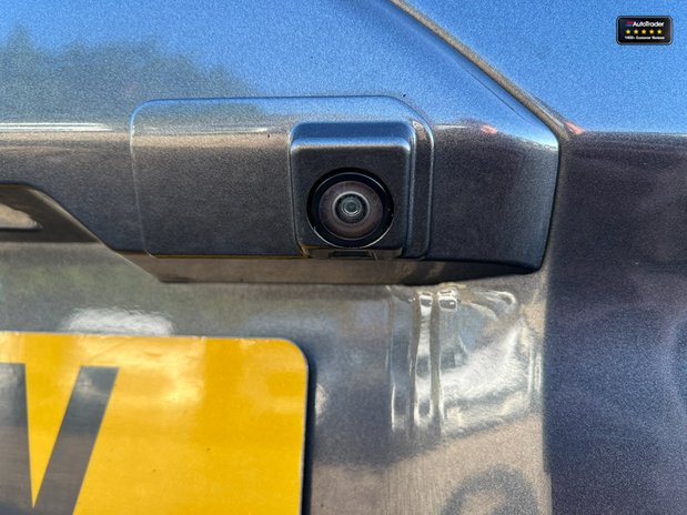Ford Transit Custom SWB L1H1 Limited 290 Air Con Alloys Camera Nav Sensors EURO 6 NO VAT 21