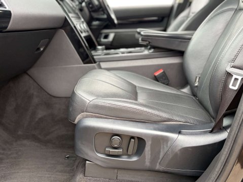 Land Rover Discovery 2.0 Discovery SE SD4 Auto 4WD 5dr 71