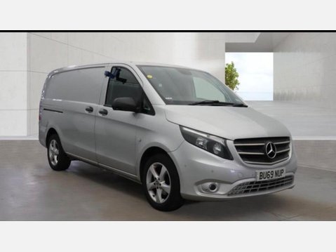 Mercedes-Benz Vito 2.1 114 CDI Premium G-Tronic+ RWD L2 Euro 6 (s/s) 5dr 1