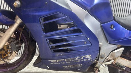Suzuki RF 1994 RUNNING PROJECT BIKE CLASSIC SPARES OR REPAIR 600CC 13