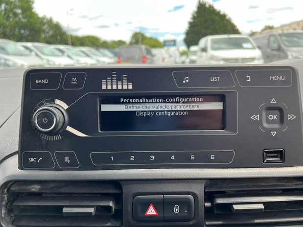 Vauxhall Combo LWB L2H1 Low Roof Air Con EURO 6 NO VAT 36