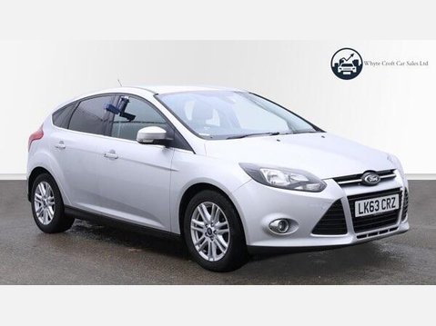 Ford Focus 1.0T EcoBoost Titanium Euro 5 (s/s) 5dr 1