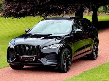 Jaguar F-Pace R-DYNAMIC HSE BLACK 90TH ANNIVERSARY EDITION 4