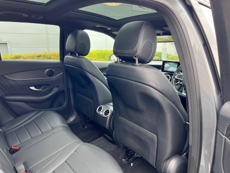 Mercedes-Benz GLC 2.1 GLC250d AMG Night Edition G-Tronic+ 4MATIC Euro 6 (s/s) 5dr 33
