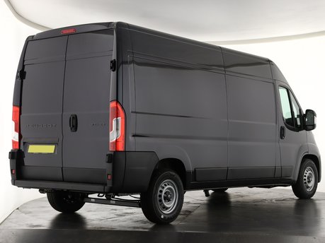 Peugeot Boxer 335 L3H2 BHDi 140 EAT6 Professional AUTO 4