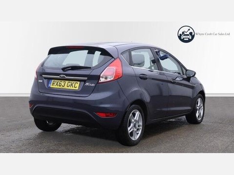 Ford Fiesta 1.0T EcoBoost Zetec Euro 5 (s/s) 5dr 5