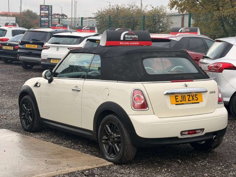 Mini Convertible 1.6 Cooper 2dr 8