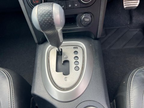 Nissan Qashqai+2 2.0 Tekna CVT 4WD Euro 5 5dr 40
