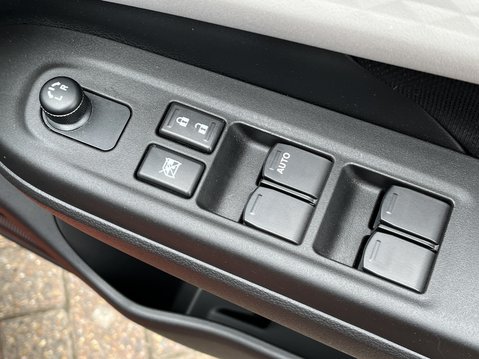 Suzuki Swift 1.2 Mild Hybrid Motion 5dr 19