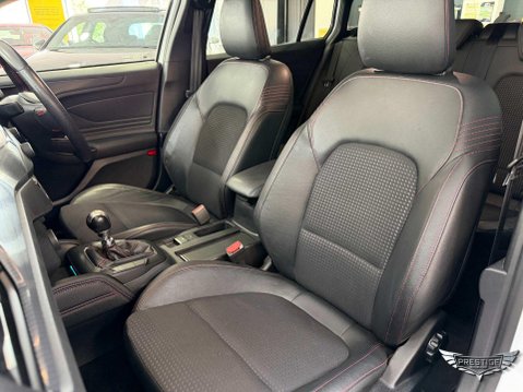 Ford Focus 1.5T EcoBoost ST-Line X Euro 6 (s/s) 5dr 23