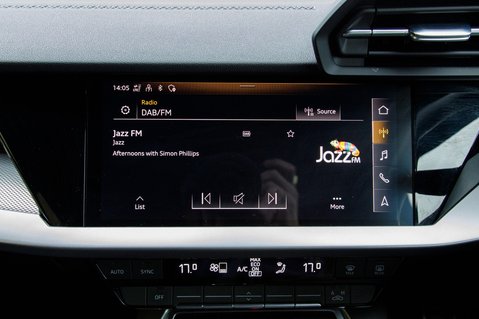 Audi A3 SPORTBACK TFSI S LINE 25