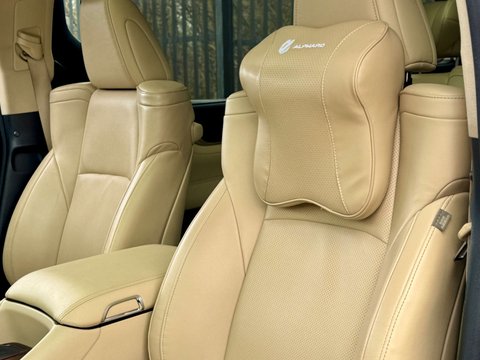 Toyota Alphard 3.5 V6 EXECUTIVE LOUNGE 7 SEAT 63