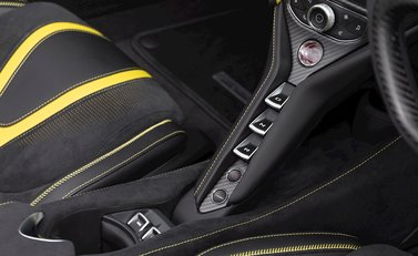 McLaren 720S Spider Performance 23