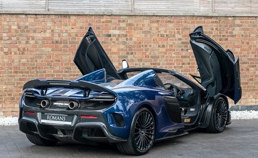 McLaren 675LT Spider MSO Carbon Series 12
