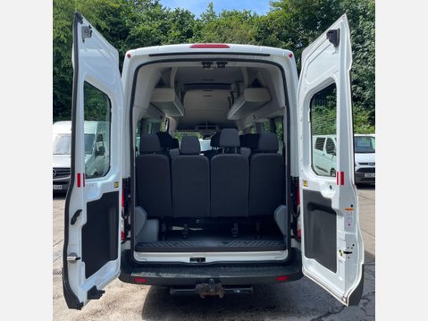 Ford Transit 2.2 TDCi 460 HDT L4 H3 4dr (18 seats) 12