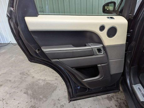 Land Rover Range Rover Sport 3.0 Range Rover Sport HSE Dynamic SDV6 Auto 4WD 5dr 69