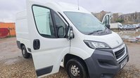 Peugeot Boxer 2.0 BlueHDi 335 Professional Panel Van 5dr Diesel Manual L2 H2 Euro 6 (130  6
