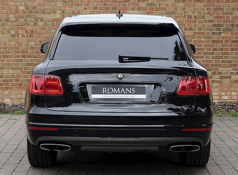 Bentley Bentayga 23
