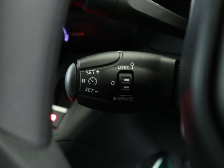 Peugeot Partner Standard 650 1.5 BlueHDi 100 Professional Premium Van 20