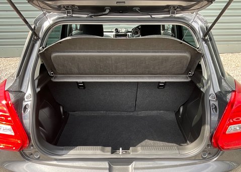 Suzuki Swift SZ5 DUALJET MHEV 20
