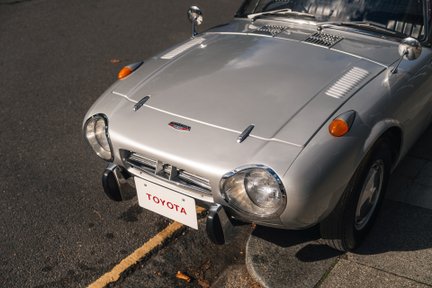 Toyota Supra Sports 800 4