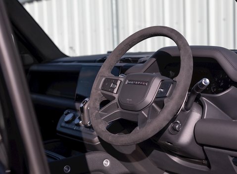 Land Rover Defender 110 V8 10