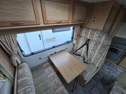 Elddis Autoquest Suntor 9