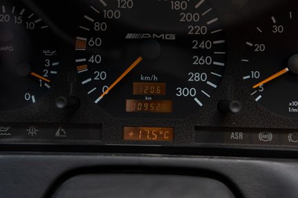 Mercedes-Benz SL 60 AMG 21