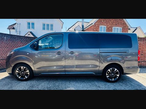 Vauxhall Vivaro 2l 5dr Auto 142 BHP 7