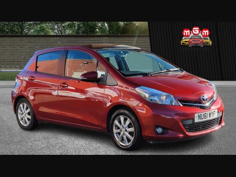 Toyota Yaris VVT-I T SPIRIT 8