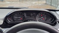 Peugeot 2008 1.2 PureTech Signature SUV 5dr Petrol EAT Euro 6 (s/s) (130 ps) 35