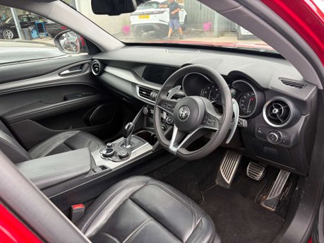 Alfa Romeo Stelvio 2.1 Stelvio Speciale TD AWD Auto 4WD 5dr 4