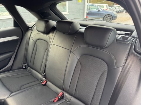 Audi Q3 TFSI S LINE EDITION 40