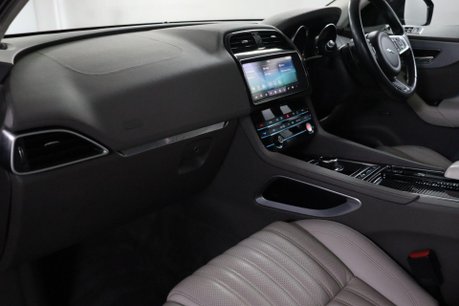 Jaguar F-Pace PORTFOLIO AWD 34