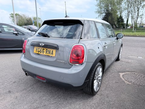 Mini Hatch COOPER D [CHILI + MEDIA XL PACKS] 5